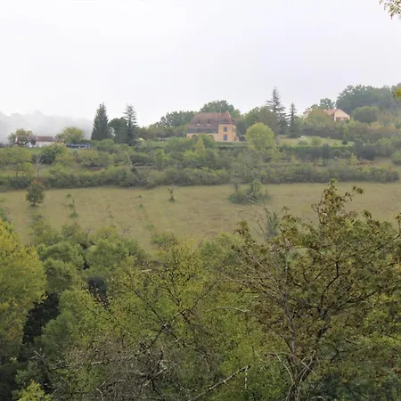 Holiday home Maison De Charme Pres De Belves Avec Cheminee, Terrasse, Animaux Admis - Fr-1-616-542 *