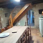 Maison De Charme Pres De Belves Avec Cheminee, Terrasse, Animaux Admis - Fr-1-616-542 度假居 *